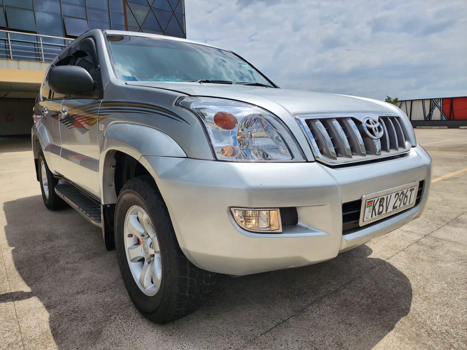 Used 2007 Toyota PRADO J120 SERIES SUV for sale in Nairobi Kenya - Trust Rides - View 1